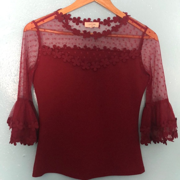 Lovely Blouse ❣️ - Picture 2 of 4